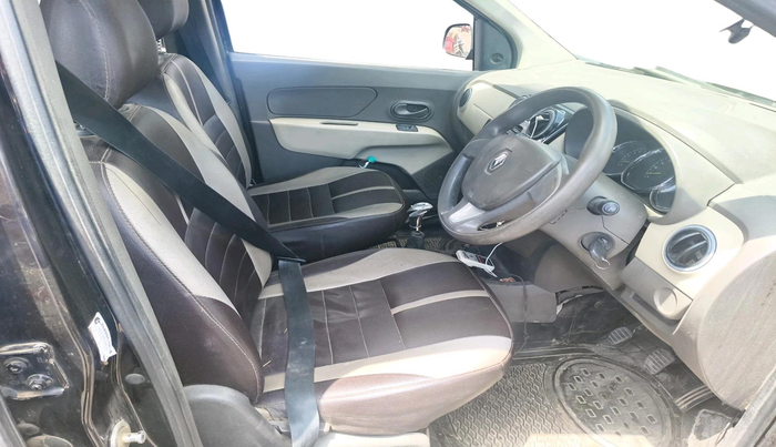 2015 Renault Lodgy 85 PS RXL, Diesel, Manual, 50,000 km, interior
