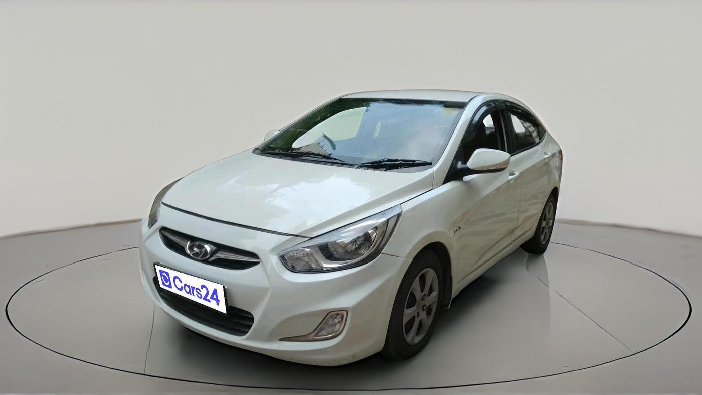 2013 Hyundai Verna FLUIDIC 1.4 CRDI EX, Diesel, Manual, 1,08,476 km, exterior