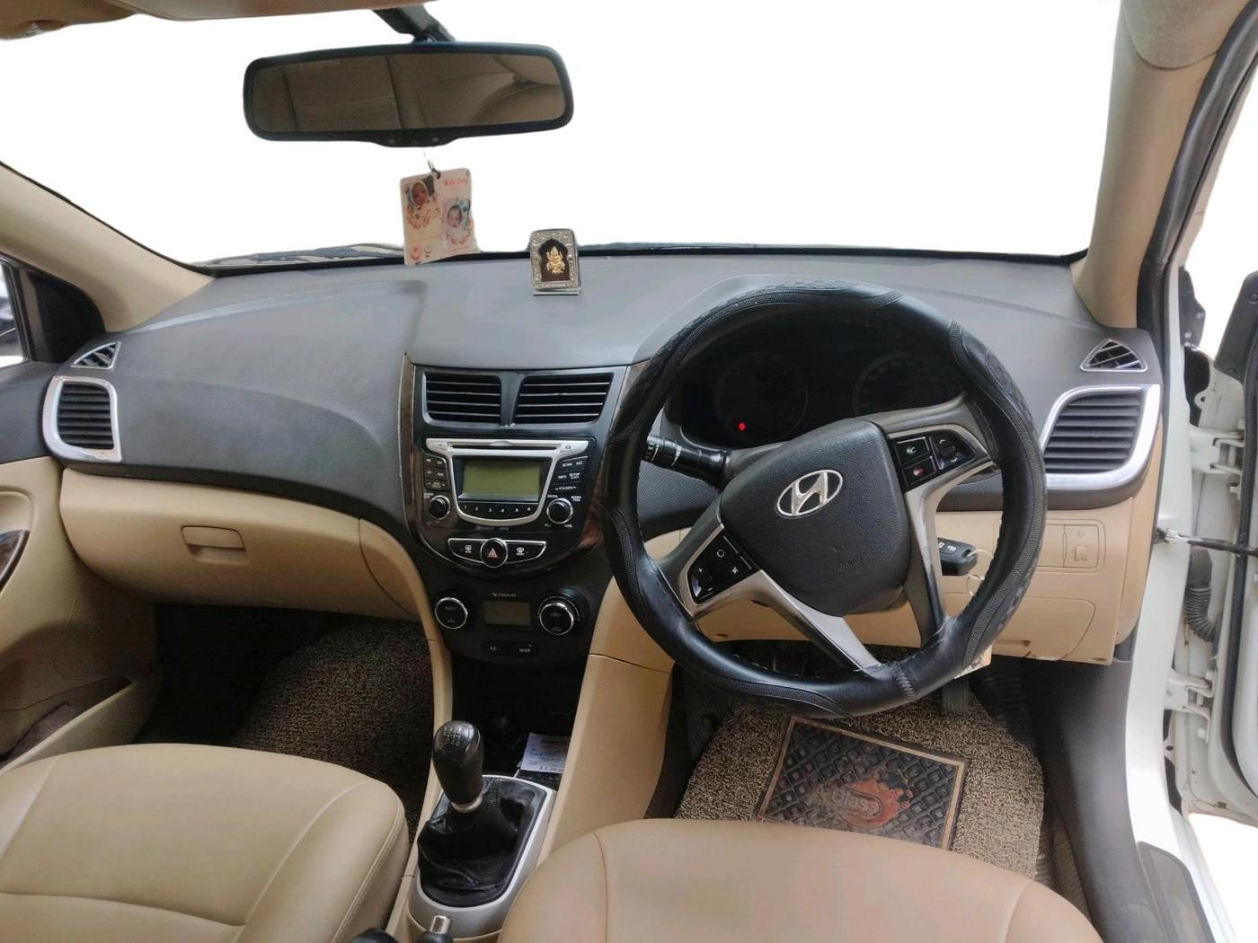 2013 Hyundai Verna FLUIDIC 1.4 CRDI EX, Diesel, Manual, 1,08,476 km, interior