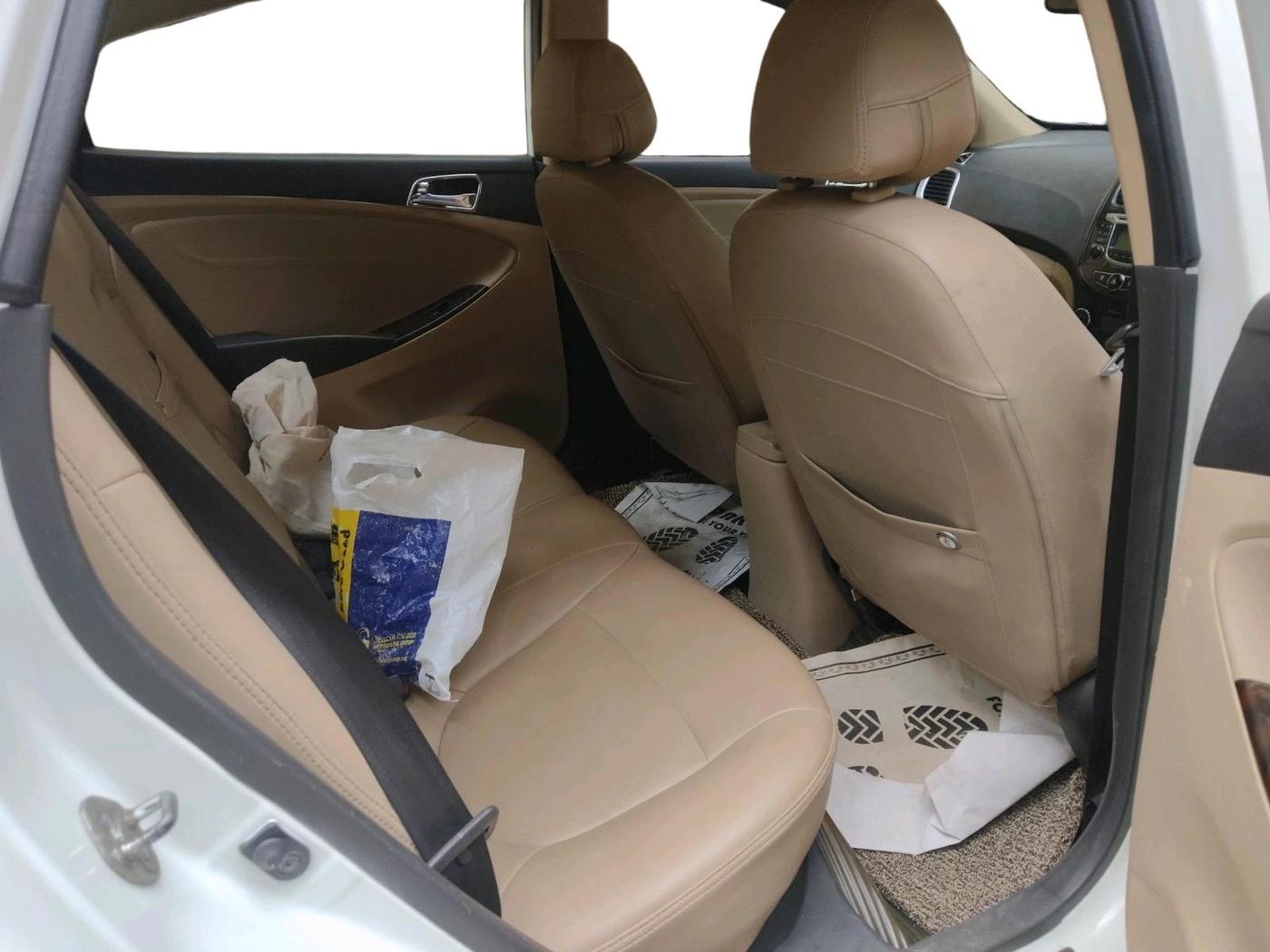 2013 Hyundai Verna FLUIDIC 1.4 CRDI EX, Diesel, Manual, 1,08,476 km, interior