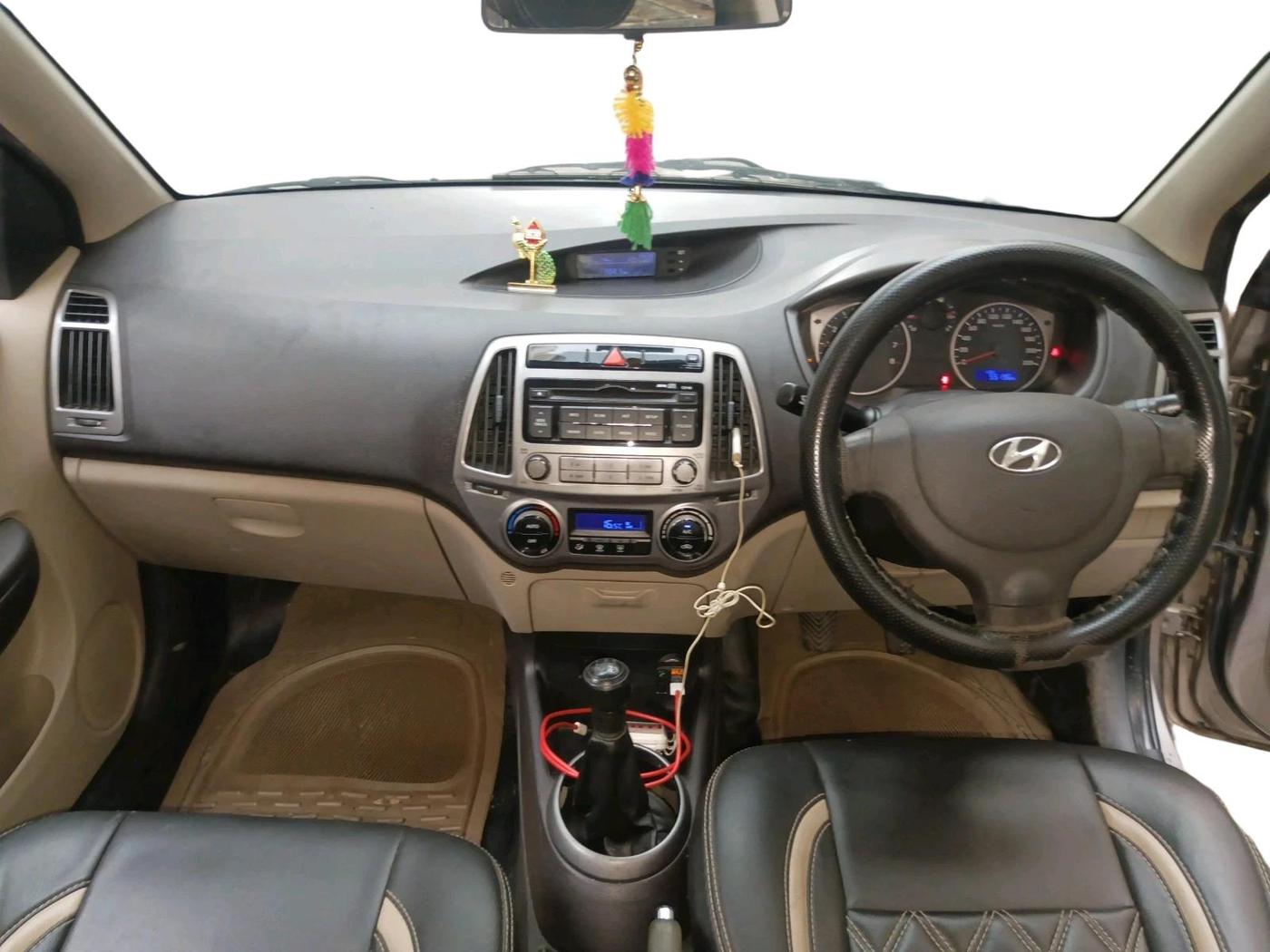 2014 Hyundai Elite i20 MAGNA 1.2, Petrol, Manual, 55,691 km, interior