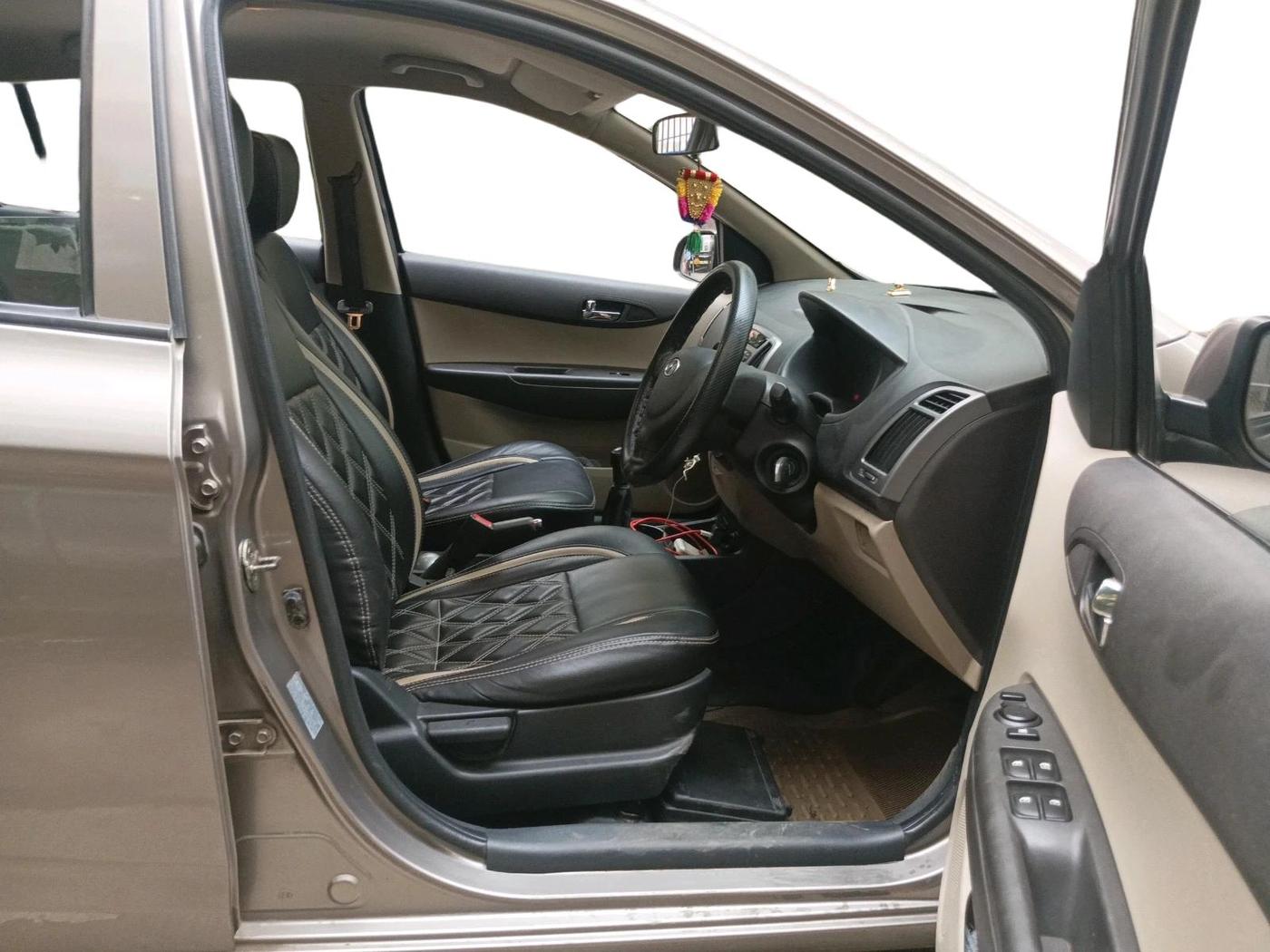 2014 Hyundai Elite i20 MAGNA 1.2, Petrol, Manual, 55,691 km, interior