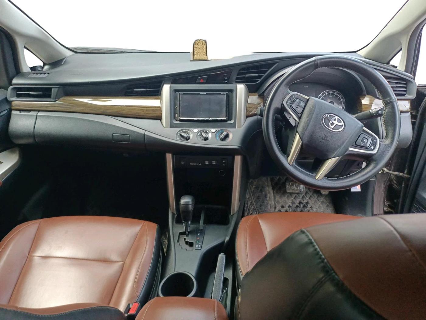 2018 Toyota Innova Crysta 2.8 GX AT 8 STR, Diesel, Automatic, 91,646 km, interior