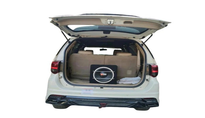 2014 Toyota Fortuner 3.0 4X2 AT, Diesel, Automatic, 85,137 km, exterior