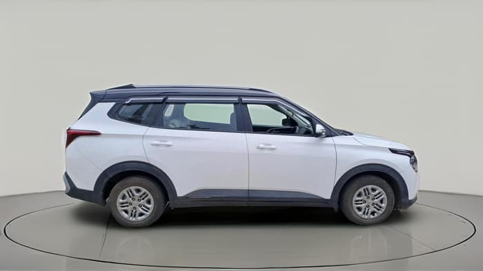 2023 KIA CARENS PRESTIGE 1.5 PETROL 7 STR, Petrol, Manual, 15,000 km, exterior