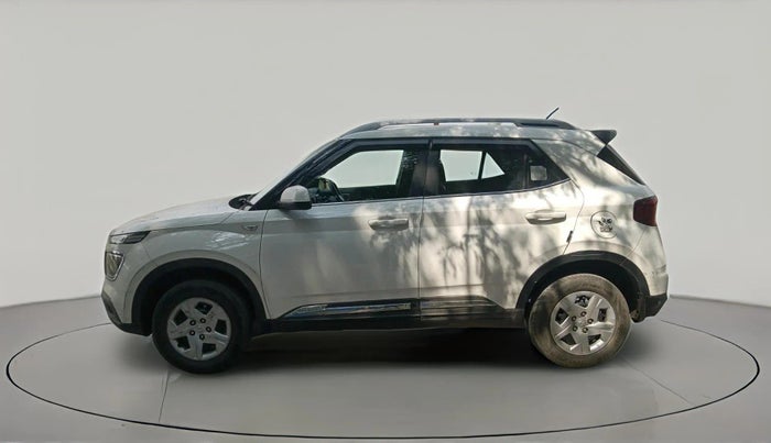 2021 Hyundai VENUE S 1.2, Petrol, Manual, 33,910 km, exterior