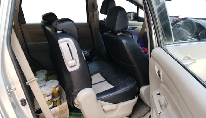 2017 Maruti Ertiga VXI CNG, CNG, Manual, 51,849 km, interior