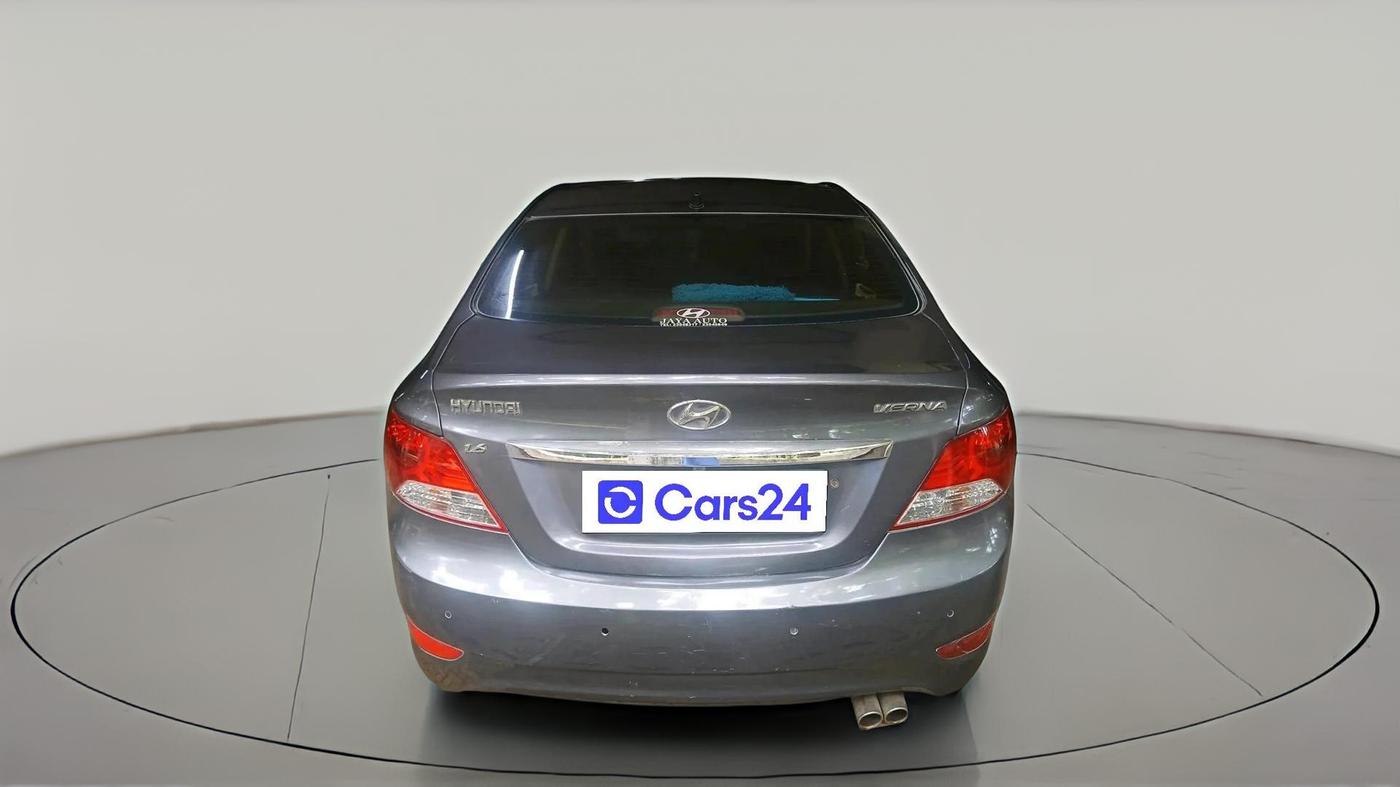 2013 Hyundai Verna FLUIDIC 1.6 VTVT, Petrol, Manual, 80,413 km, exterior