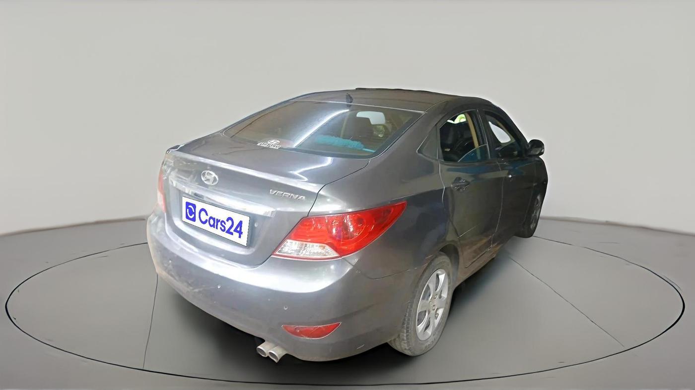 2013 Hyundai Verna FLUIDIC 1.6 VTVT, Petrol, Manual, 80,413 km, exterior