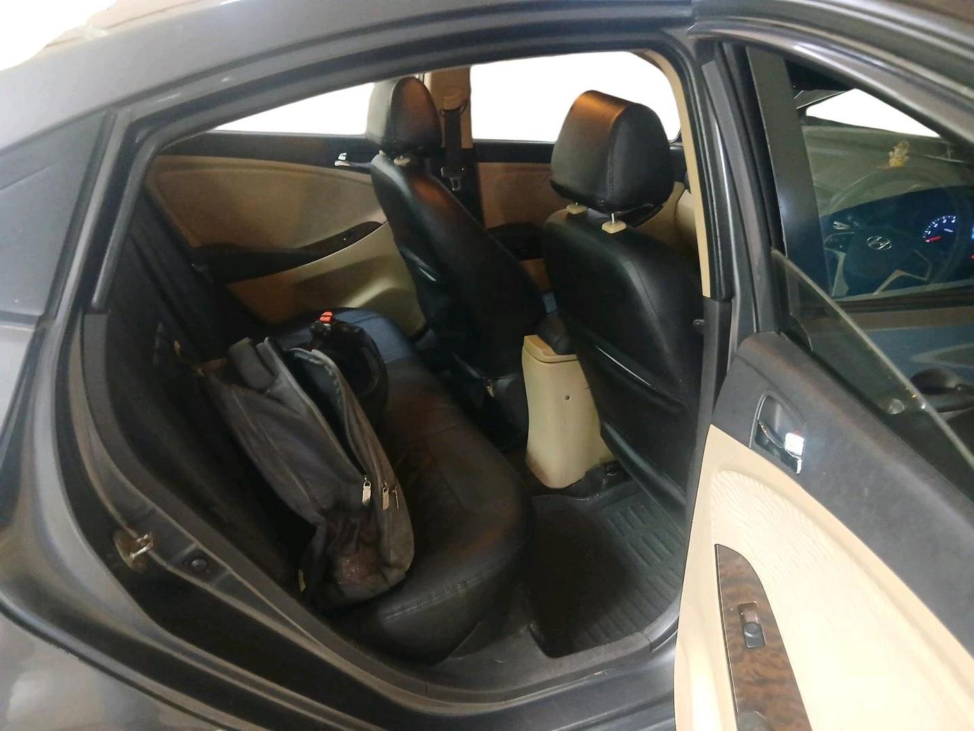 2013 Hyundai Verna FLUIDIC 1.6 VTVT, Petrol, Manual, 80,413 km, interior
