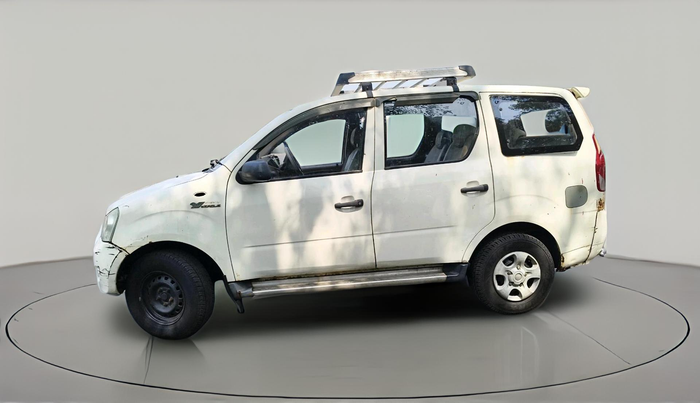 2011 Mahindra Xylo E4, Diesel, Manual, 2,55,641 km, exterior