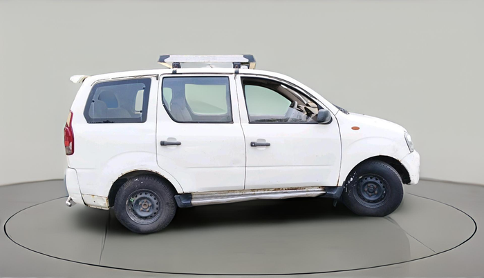 2011 Mahindra Xylo E4, Diesel, Manual, 2,55,641 km, exterior