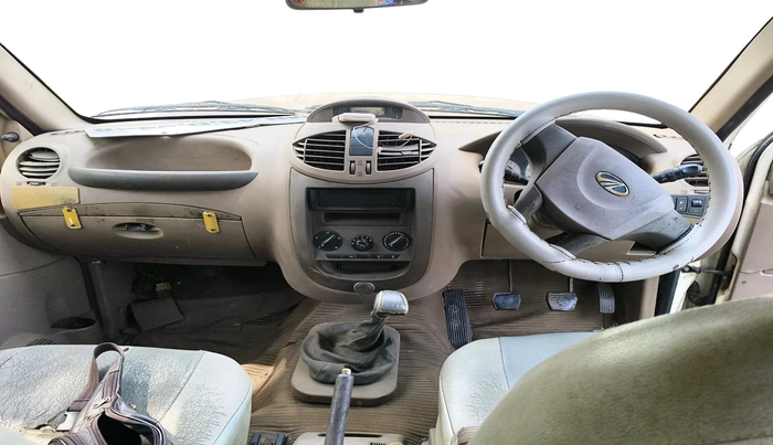 2011 Mahindra Xylo E4, Diesel, Manual, 2,55,641 km, interior