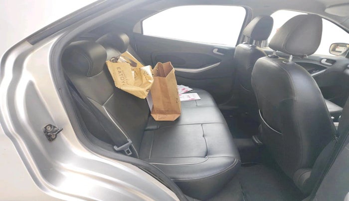 2015 Ford Figo TITANIUM 1.2 PETROL, Petrol, Manual, 55,377 km, interior