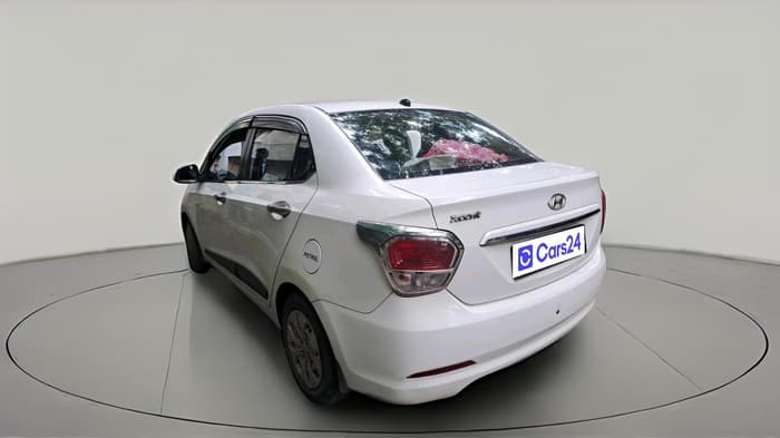 2015 Hyundai Xcent S 1.2, Petrol, Manual, 1,50,935 km, exterior