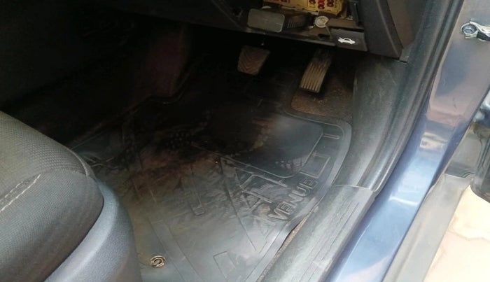 2021 Hyundai VENUE SX 1.0 TURBO IMT, Petrol, Manual, 25,191 km, interior