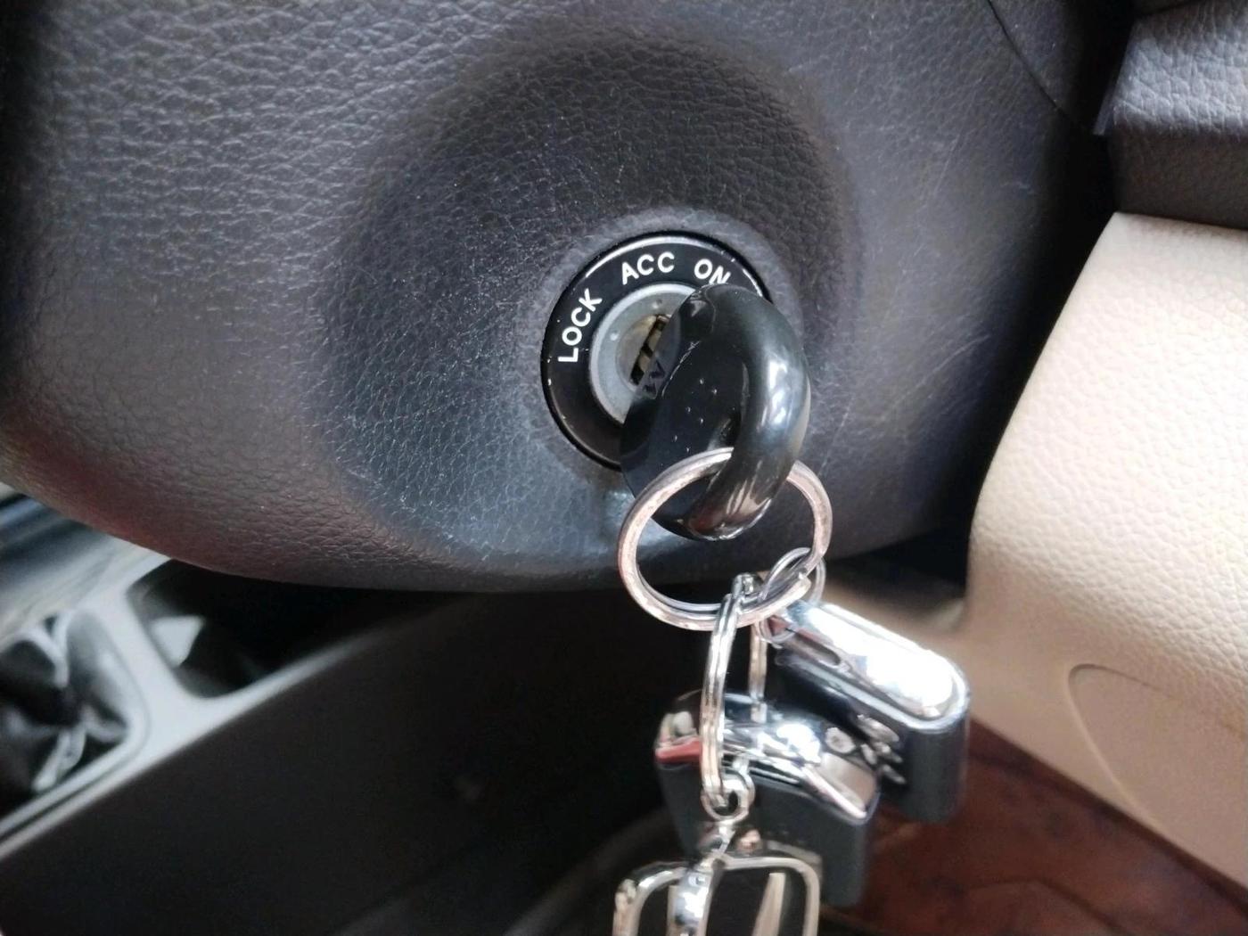 2012 Hyundai Eon ERA +, Petrol, Manual, 1,05,164 km, interior