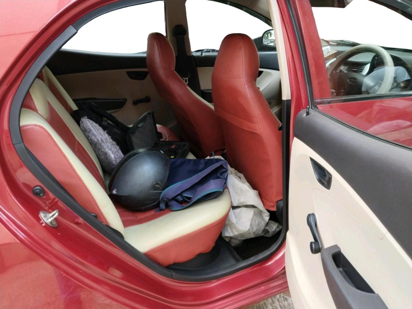 2012 Hyundai Eon ERA +, Petrol, Manual, 1,05,164 km, interior