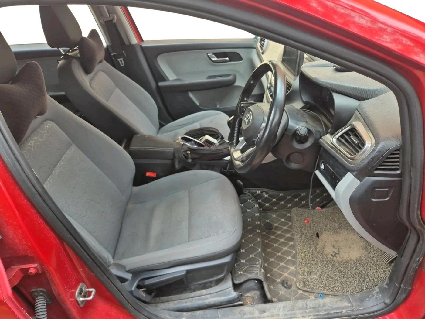 2020 Tata ALTROZ XZ PETROL, Petrol, Manual, 46,307 km, interior