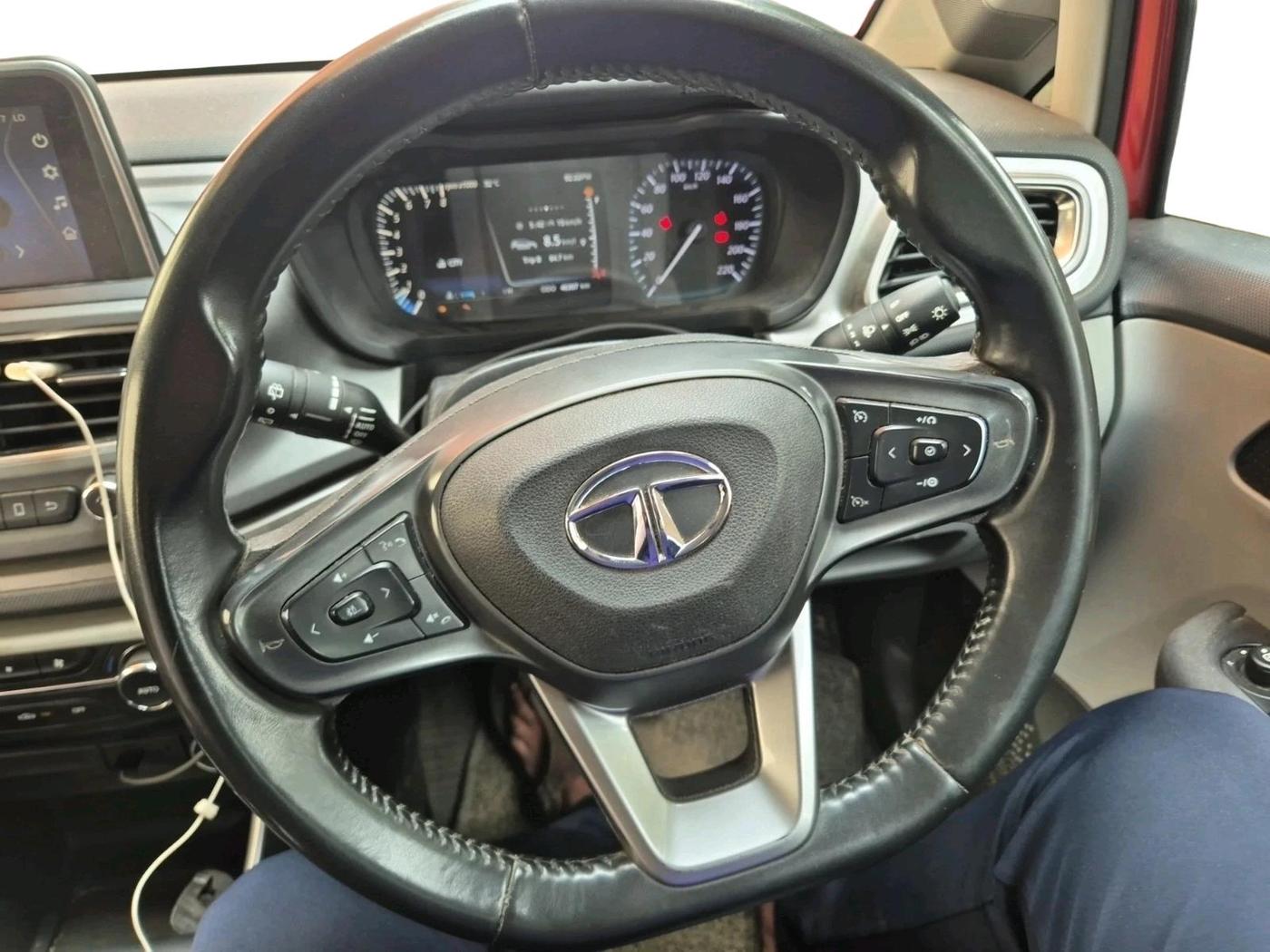 2020 Tata ALTROZ XZ PETROL, Petrol, Manual, 46,307 km, interior