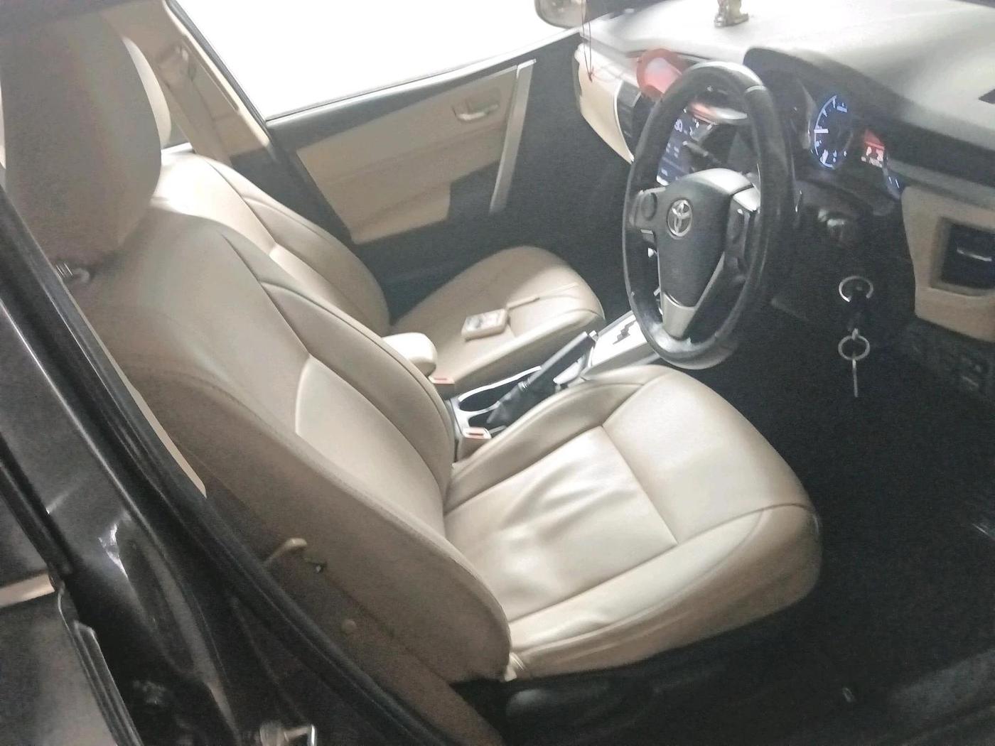 2015 Toyota Corolla Altis G CVT PETROL, Petrol, Automatic, 74,370 km, interior