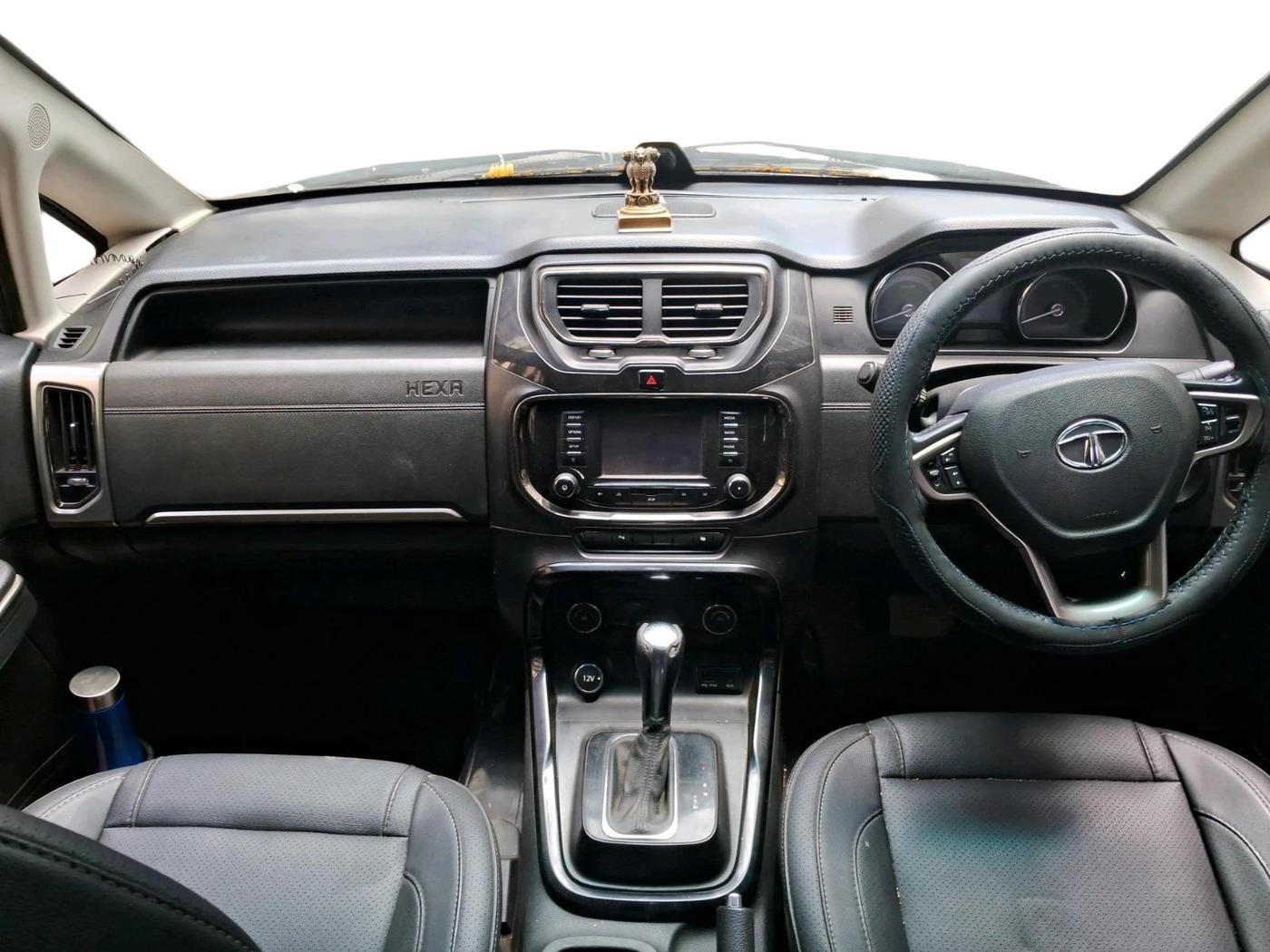 2018 Tata Hexa XTA 4X2 6 STR, Diesel, Automatic, 1,15,663 km, interior
