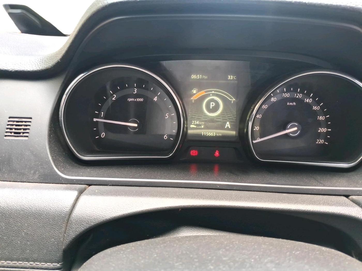 2018 Tata Hexa XTA 4X2 6 STR, Diesel, Automatic, 1,15,663 km, interior