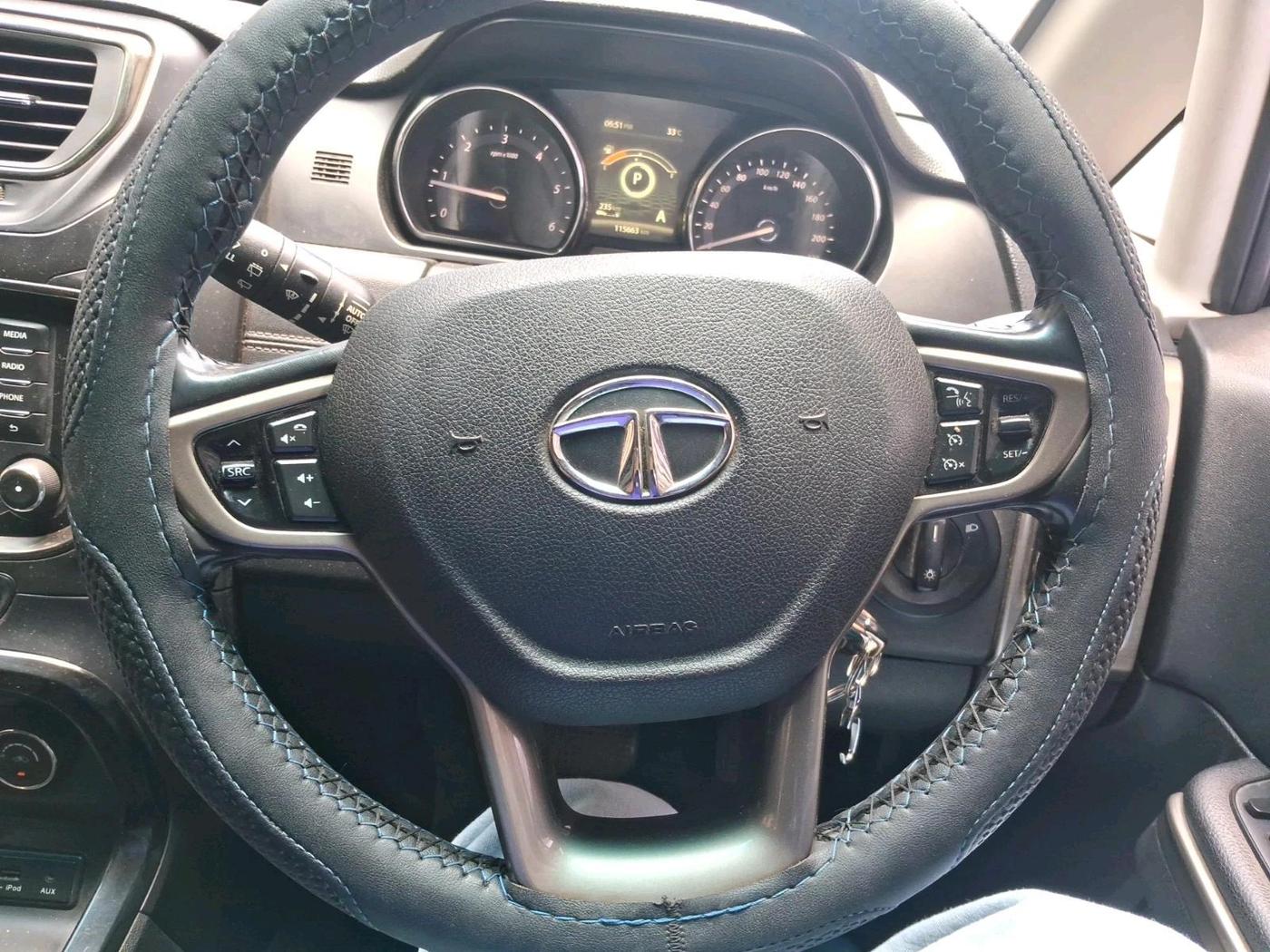 2018 Tata Hexa XTA 4X2 6 STR, Diesel, Automatic, 1,15,663 km, interior