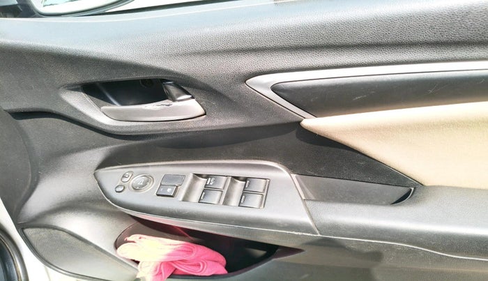2015 Honda Jazz 1.2L I-VTEC V AT, Petrol, Automatic, 1,00,477 km, interior