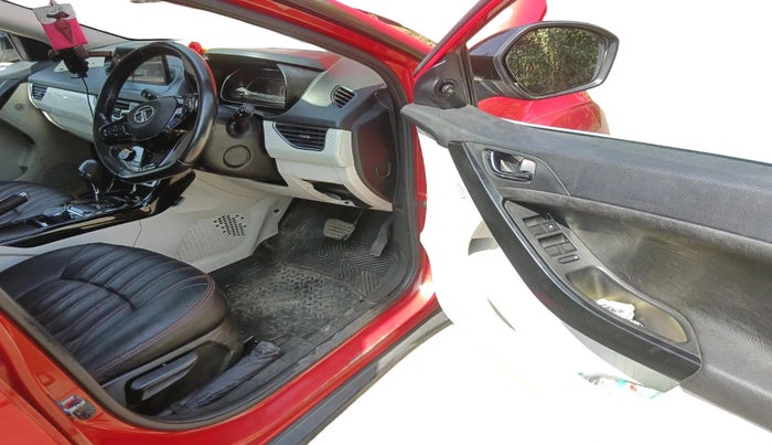 2021 Tata NEXON XZA PLUS SUNROOF PETROL, Petrol, Automatic, 39,967 km, interior