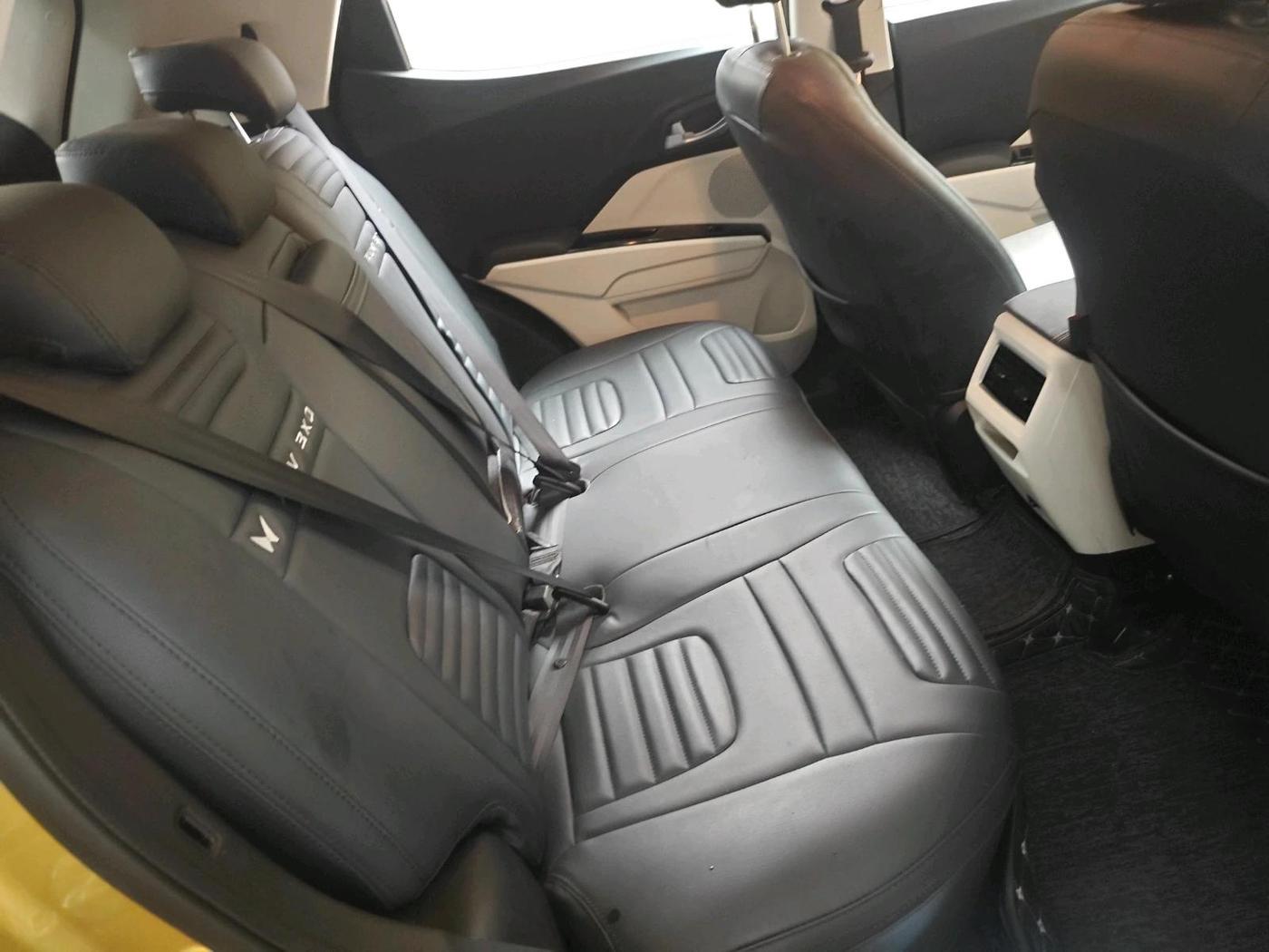 2024 Mahindra XUV 3XO AX5 1.2 L TCMPFI AT, Petrol, Automatic, 11,773 km, interior