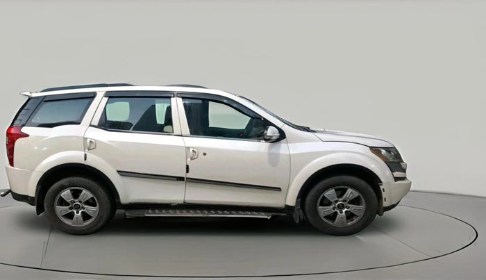 2013 Mahindra XUV500 W8, Diesel, Manual, 1,24,435 km, exterior