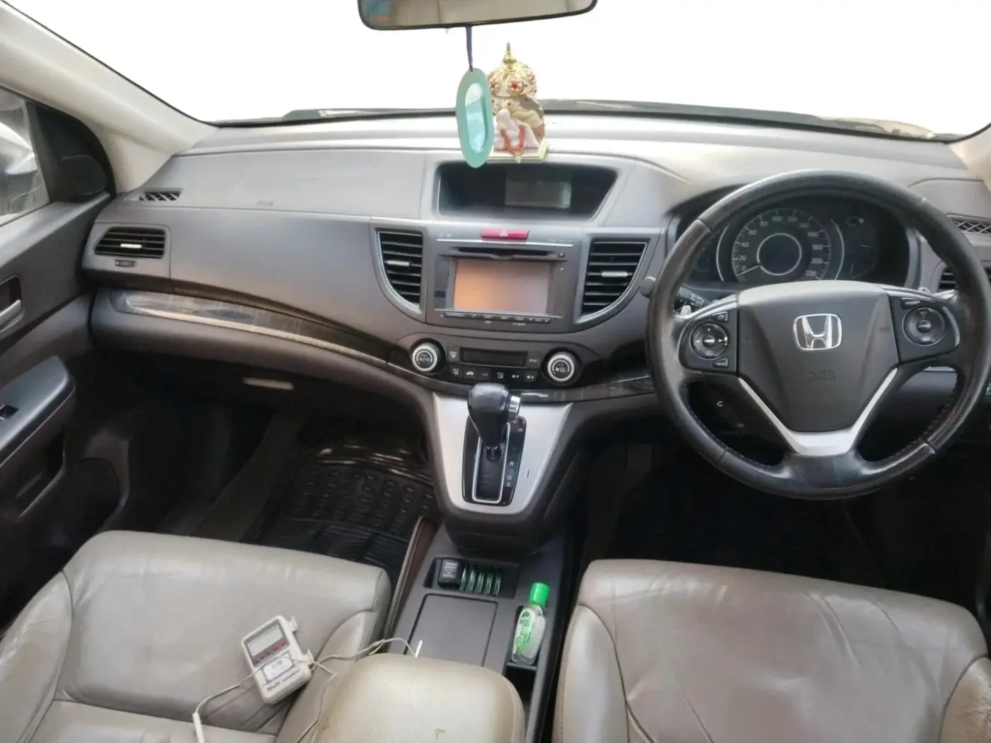 2013 Honda CRV 2.4L 2WD AT, Petrol, Automatic, 1,08,654 km, interior