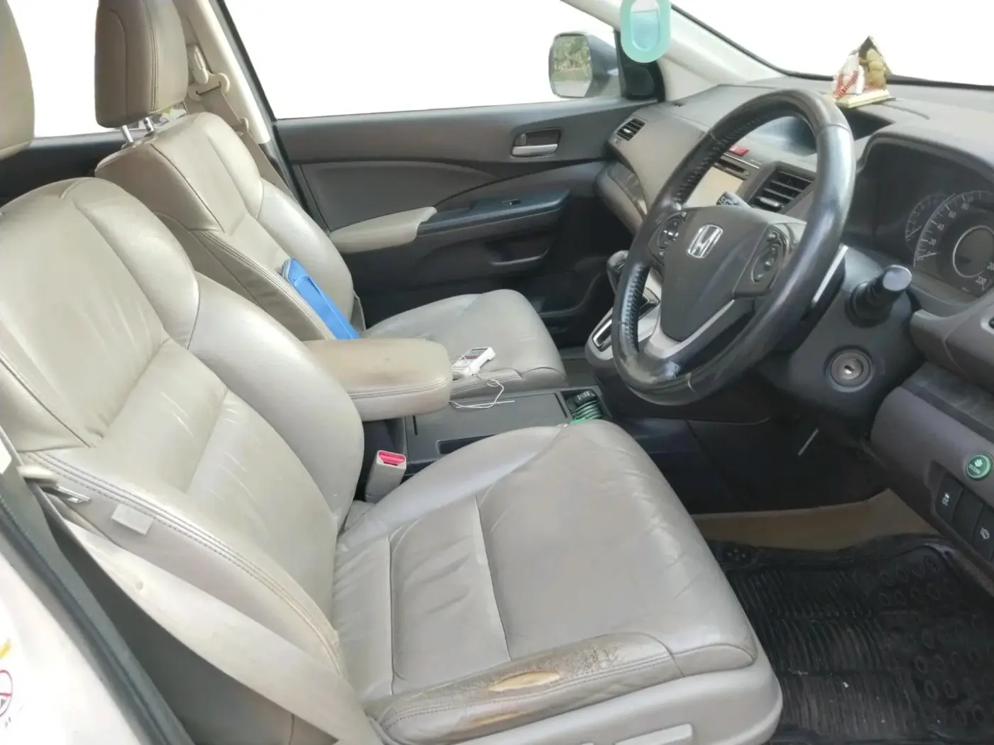 2013 Honda CRV 2.4L 2WD AT, Petrol, Automatic, 1,08,654 km, interior