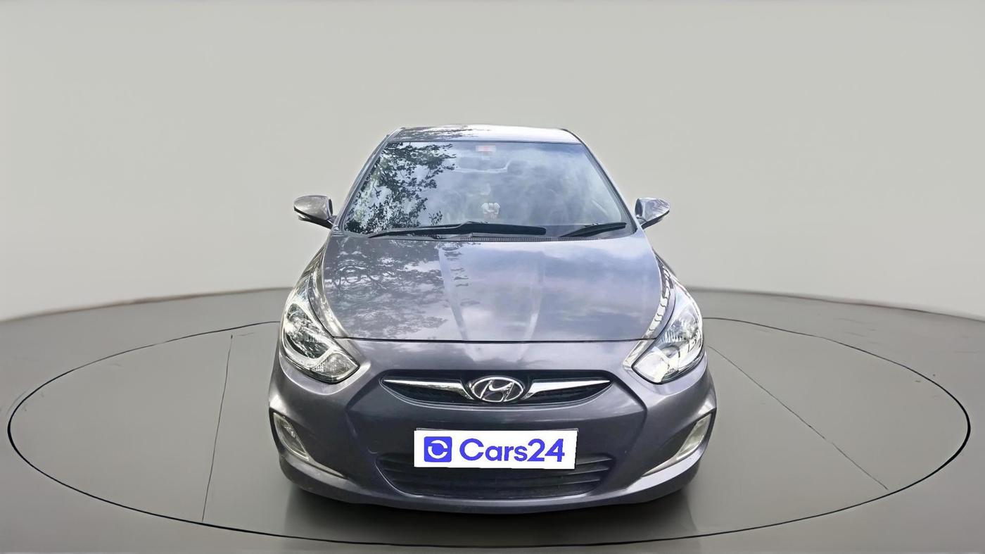 2013 Hyundai Verna FLUIDIC 1.6 CRDI SX OPT AT, Diesel, Automatic, 1,82,000 km, exterior