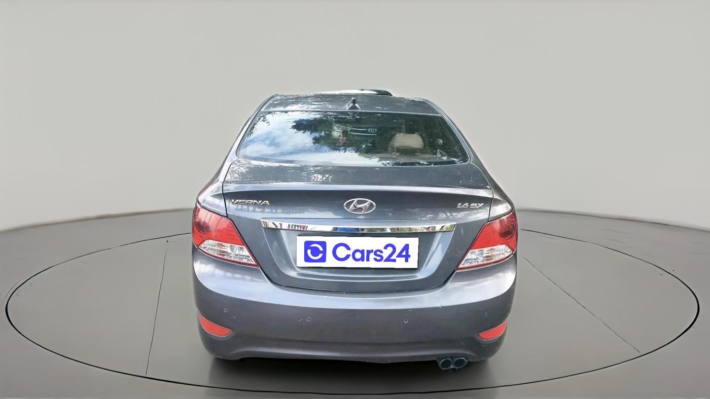 2013 Hyundai Verna FLUIDIC 1.6 CRDI SX OPT AT, Diesel, Automatic, 1,82,000 km, exterior