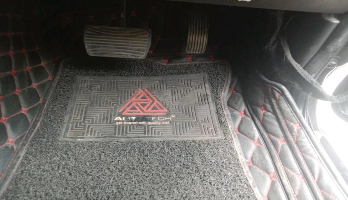 2022 Mahindra Thar LX D 4WD AT CONVERTIBLE, Diesel, Automatic, 37,795 km, interior