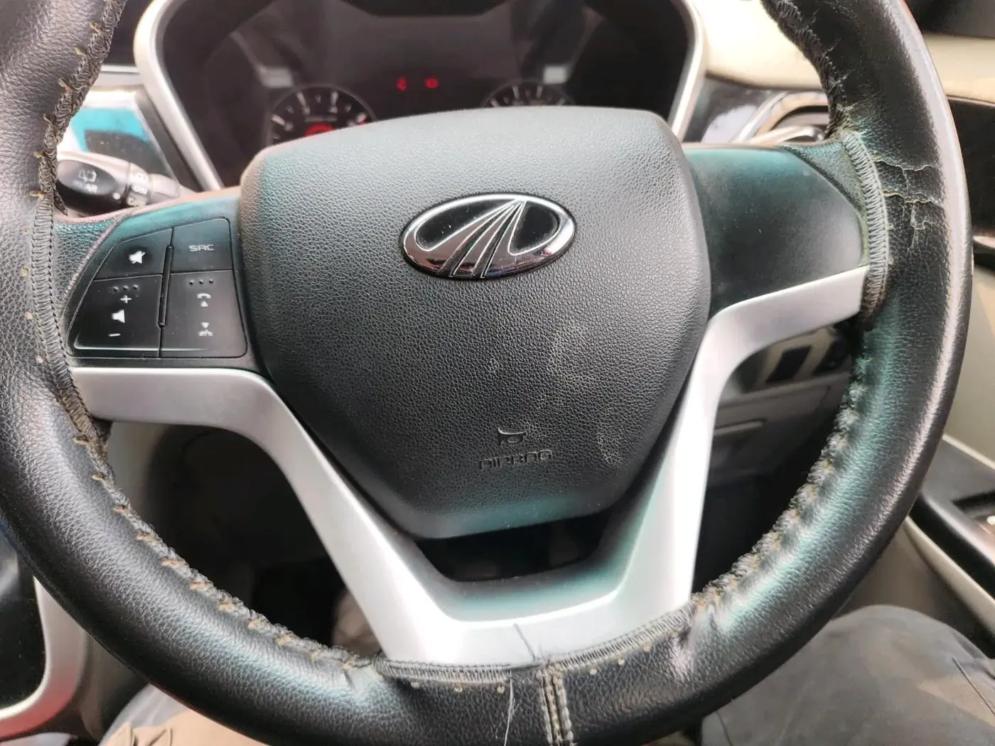 2016 Mahindra Kuv100 K8 6 STR, Petrol, Manual, 39,146 km, interior