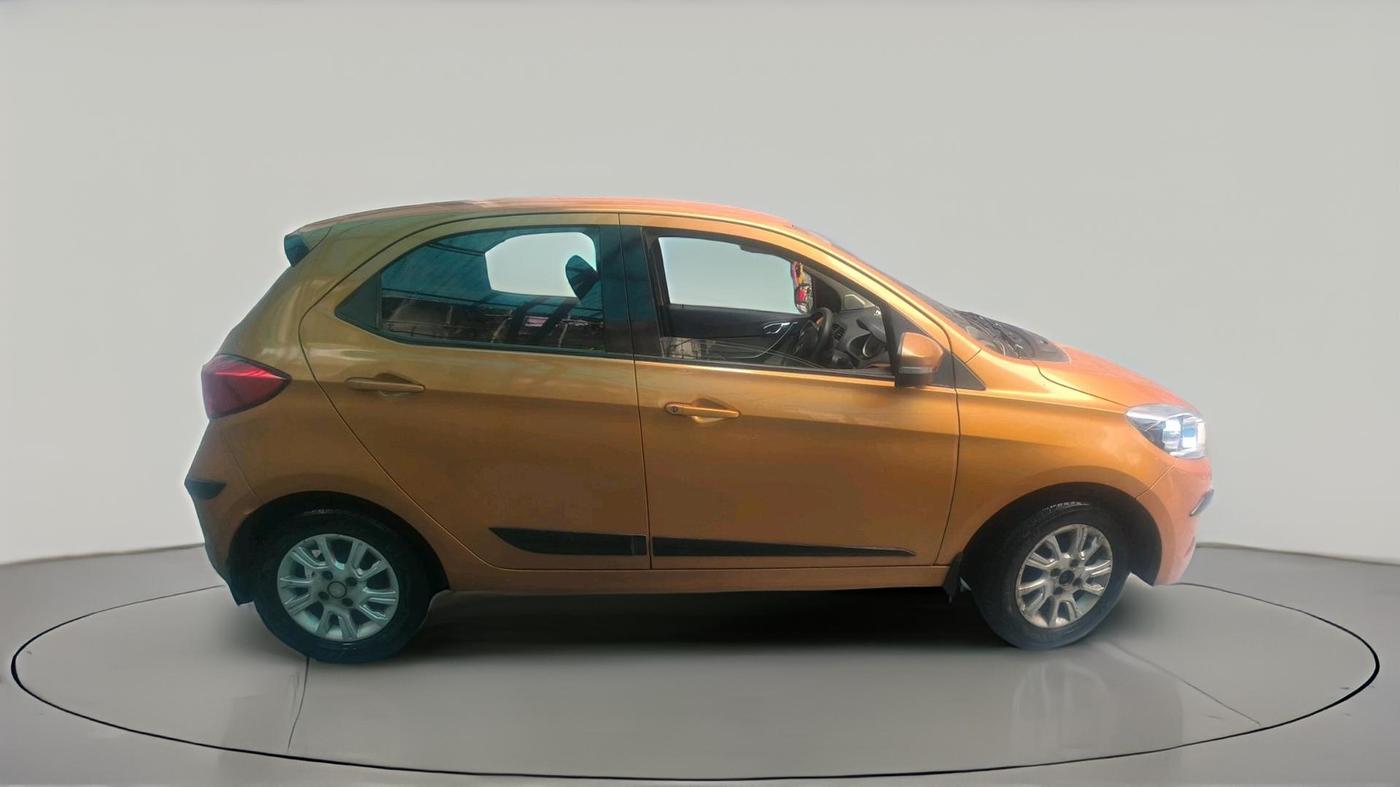 2016 Tata Tiago XZ PETROL, Petrol, Manual, 39,547 km, exterior