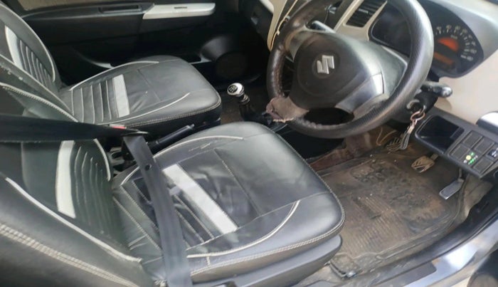2013 Maruti Wagon R 1.0 LXI CNG, CNG, Manual, 1,32,977 km, interior