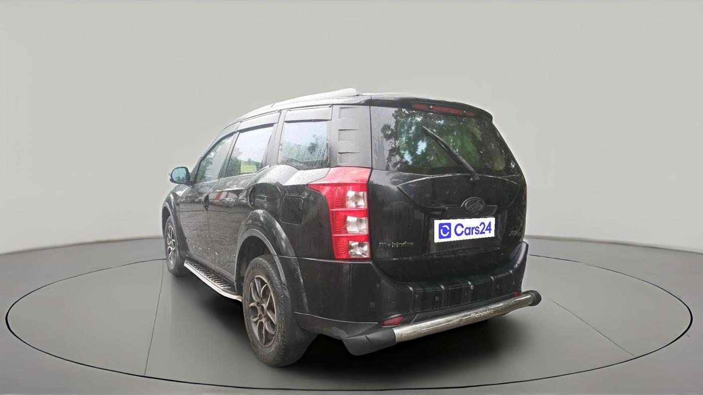 2013 Mahindra XUV500 W6, Diesel, Manual, 1,10,316 km, exterior