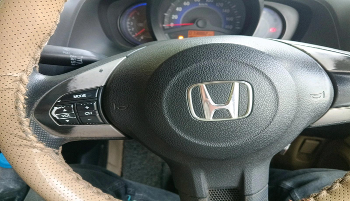 2014 Honda Mobilio 1.5L I-DTEC S, Diesel, Manual, 73,882 km, interior