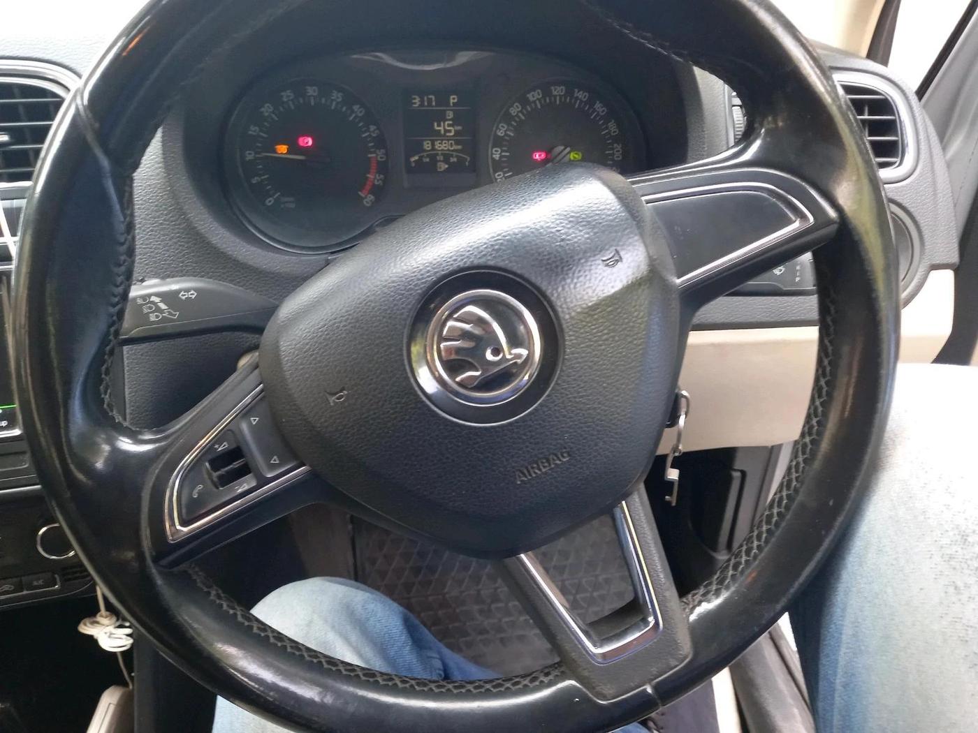 2018 Skoda Rapid STYLE 1.5 TDI AT, Diesel, Automatic, 1,81,680 km, interior