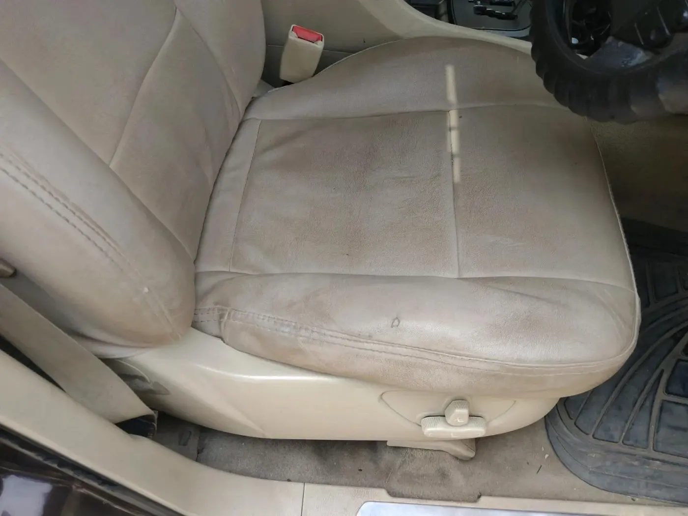 2012 Ssangyong Rexton RX7, Diesel, Automatic, 89,692 km, interior