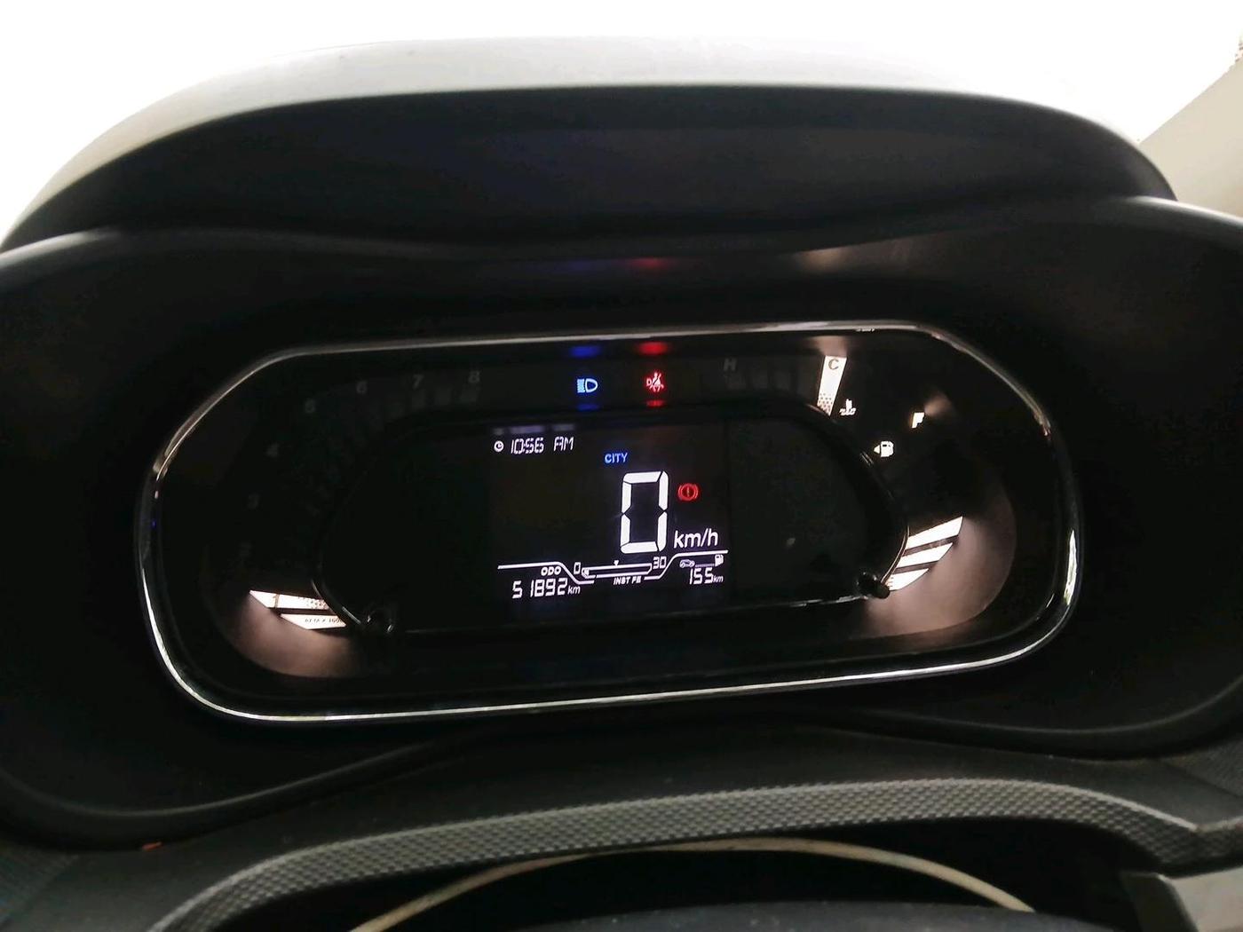 2022 Tata NEXON XM PLUS SUNROOF DIESEL, Diesel, Manual, 51,892 km, interior