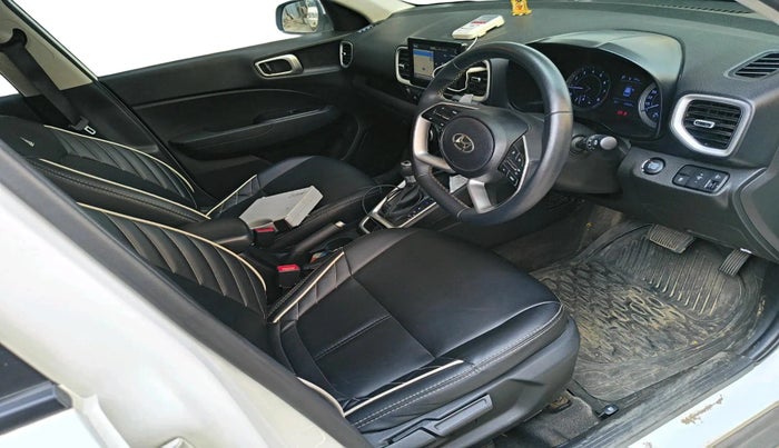2020 Hyundai VENUE SX PLUS 1.0 TURBO DCT, Petrol, Automatic, 58,865 km, interior
