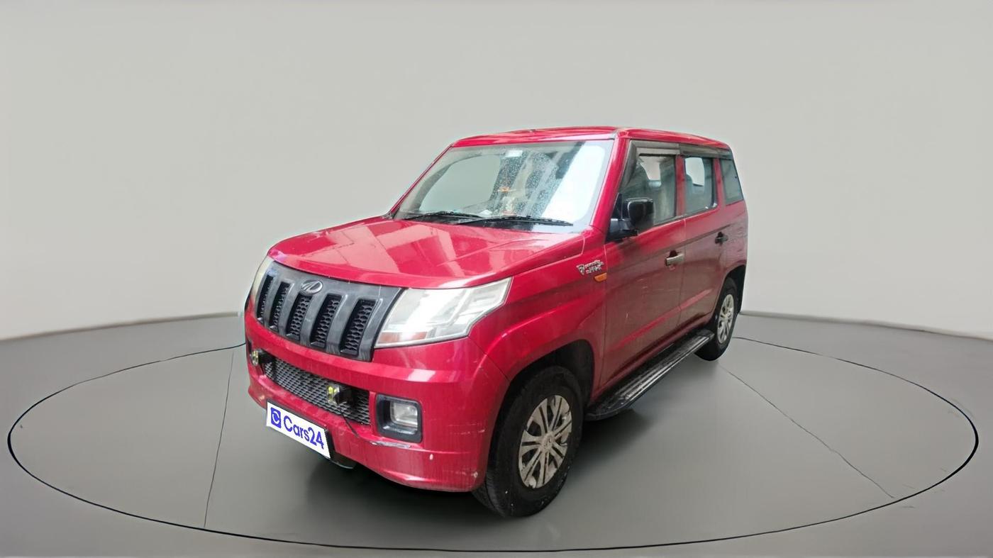 2017 Mahindra TUV300 T4 PLUS, Diesel, Manual, 94,826 km, exterior