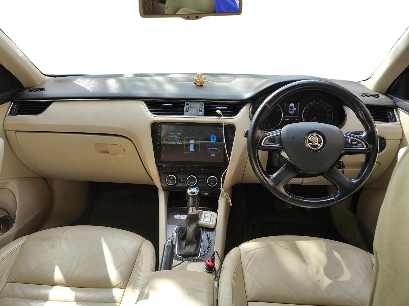 2015 Skoda Octavia ELEGANCE 1.8 TSI AT, Petrol, Automatic, 69,607 km, interior