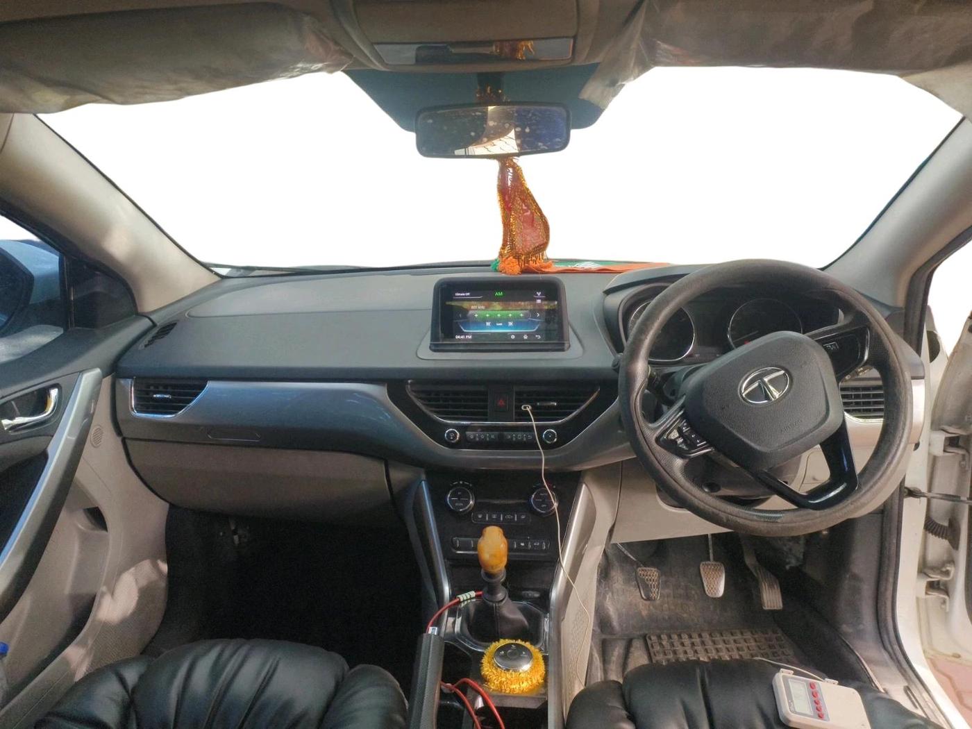 2018 Tata NEXON XZ PLUS DIESEL, Diesel, Manual, 74,704 km, interior