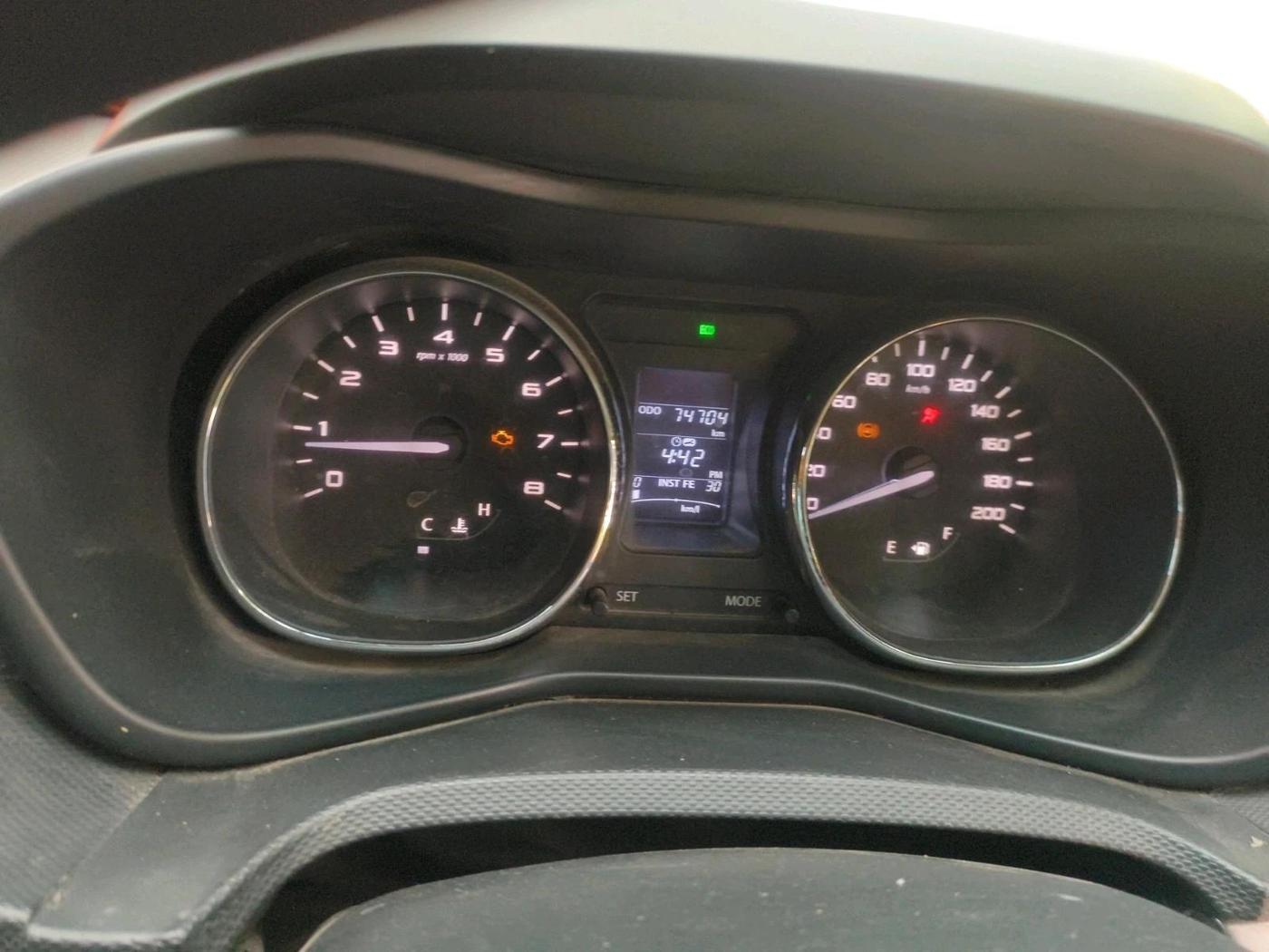 2018 Tata NEXON XZ PLUS DIESEL, Diesel, Manual, 74,704 km, interior